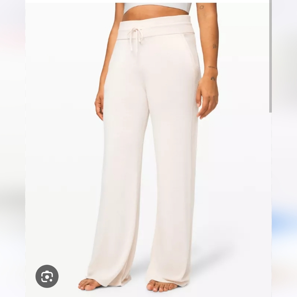 LULULEMON in the comfort zone pant